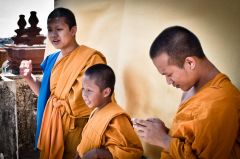 monks bangkok LFI