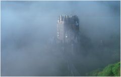 Morgens an Burg Eltz