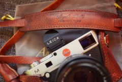 Leica M240 with Angelo Pelle half case