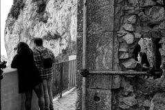 Broken Wall - Villa San Michel