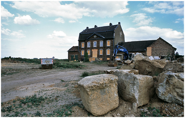 Im Tagebaugebiet, oder das letzte Haus, die letzte Straße...
