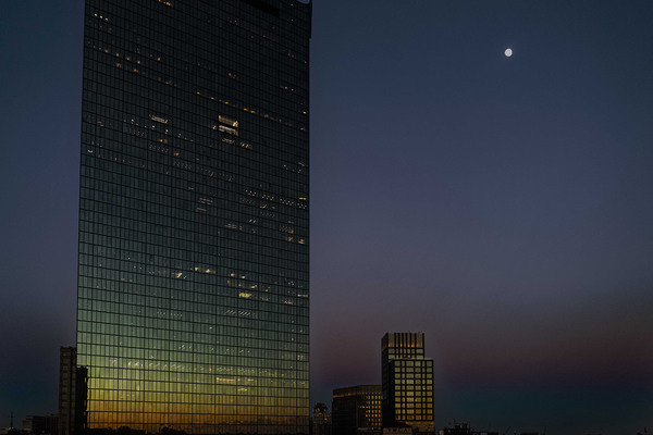 10 hancock at night3.jpg