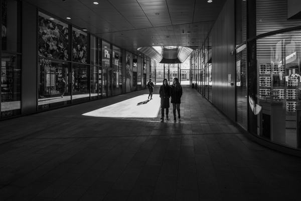 Milano street walking