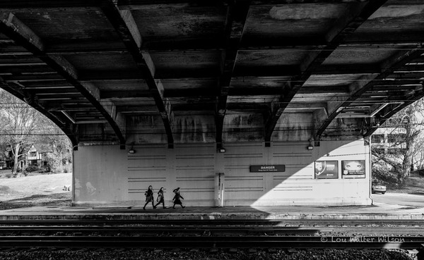 L1020011PhilaCityHall 12.21.2019 OverbrookStationKidsBW.jpg