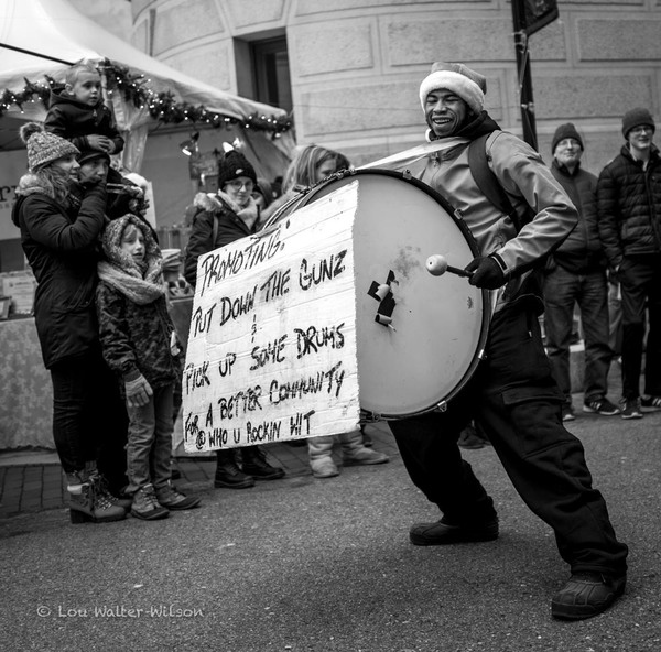L1020062PhilaCityHall 12.21.2019 drumsNotGunsBW.jpg