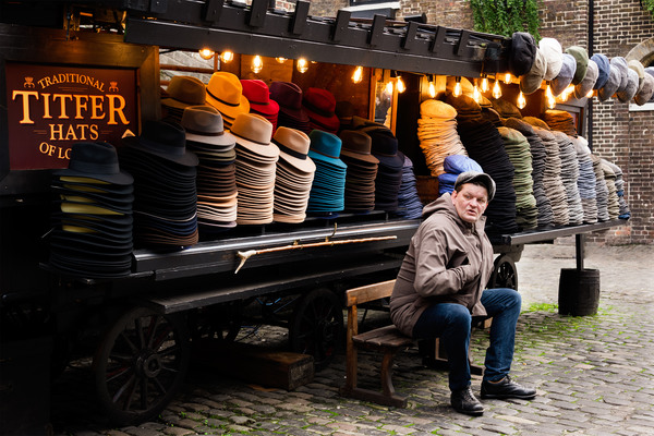 Camden hat man