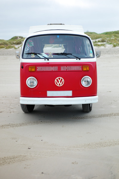 VW T2 on the beach