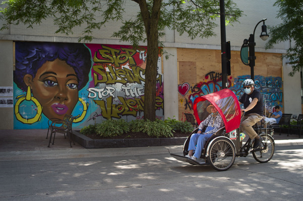 080620 Leica Walkabout #2.jpg
