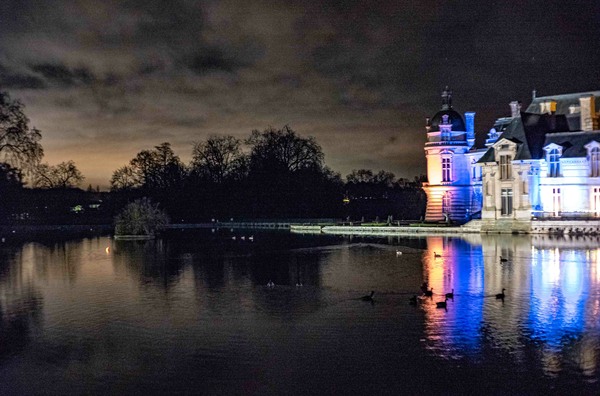 Chantilly castle on New Year's Eve.jpg