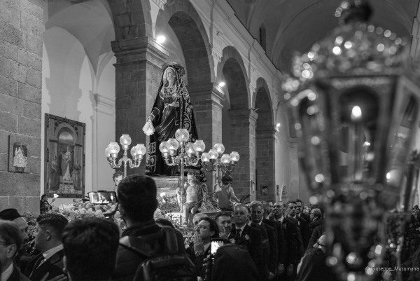 L1000473.jpg