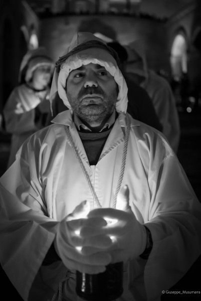 L1000522-3.jpg
