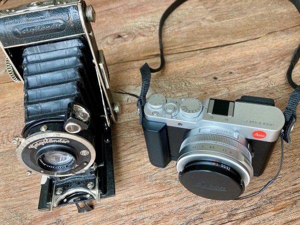 Leica D-Lux 7_ Voigtländer INOS II