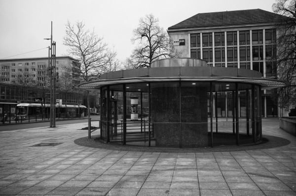 L1000072_fb BW.JPG