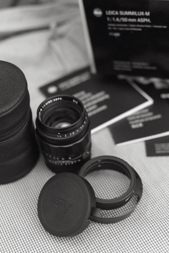 More information about "Summilux 50mm ASPH Black Chrome 11688 *like new*"