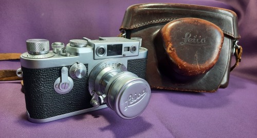 More information about "Leica IIIg (1959) mit Leitz Elmar 50mm f/3.5 – Sammlerzustand"