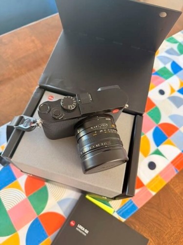 More information about "Leica Q2 in very good condition"
