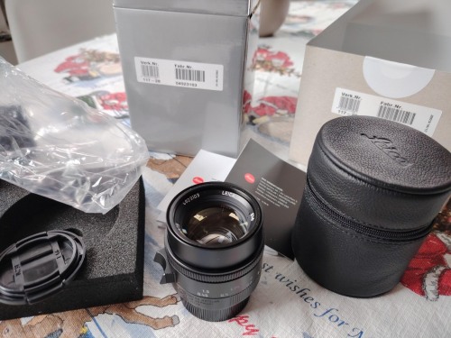 More information about "Leica 50mm Summilux-M ASPH v2 11728"